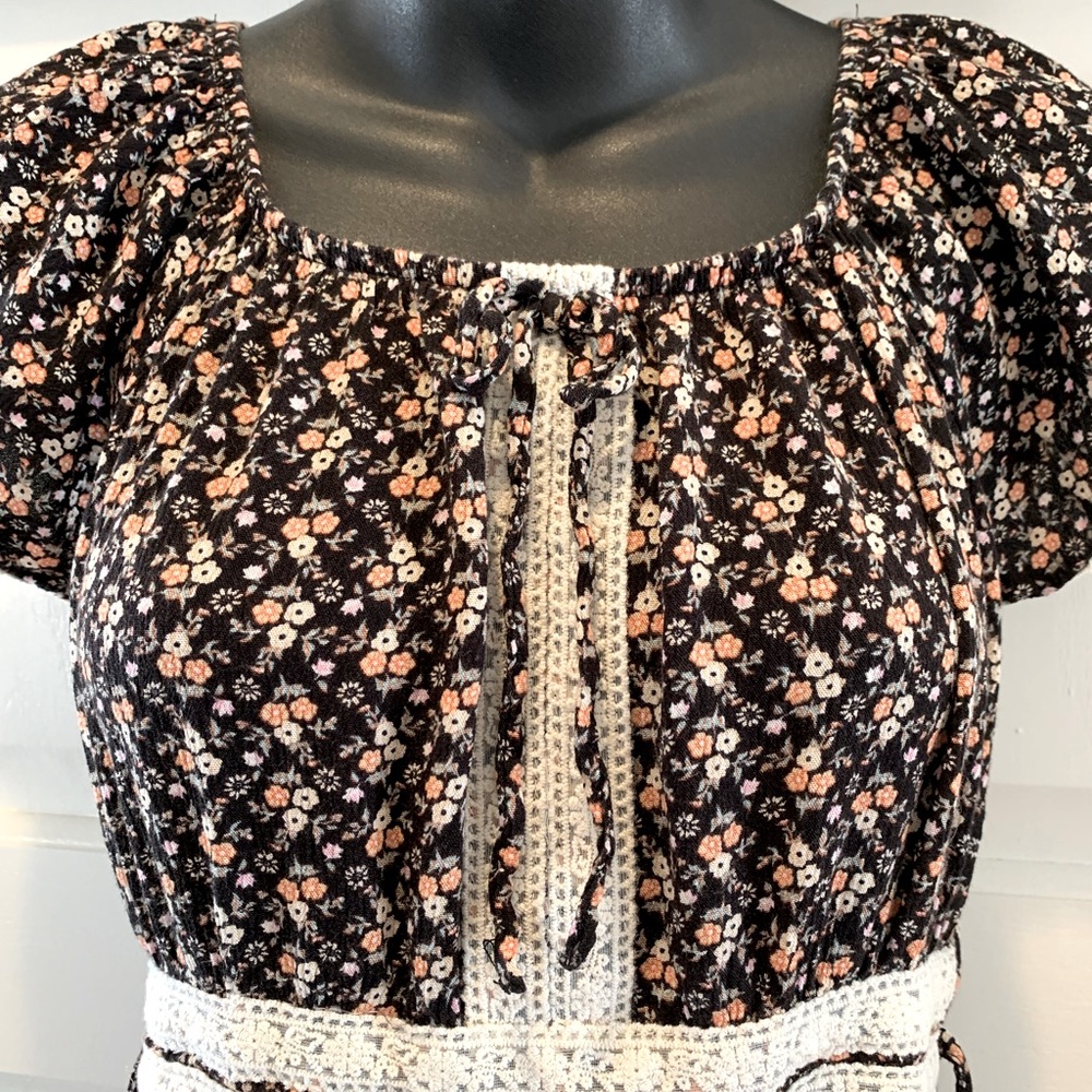 Knitworks girls floral lace crochet dress, size 16 - Picture 2 of 5